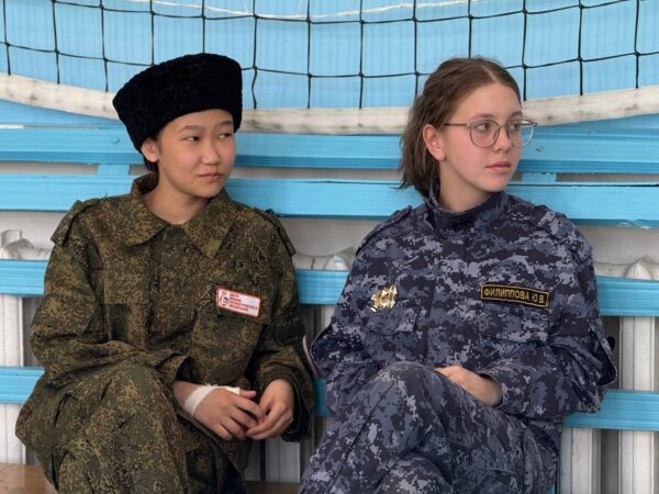 Участники